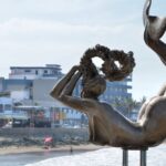 Monumentos Mazatlecos: “La Mujer Delfín”